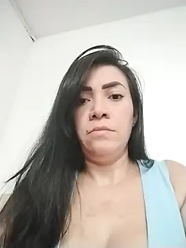 scarlet evanss online show from October 2025 08:20:02 PM