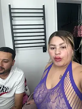 Snapshot of SEXXIBLONDIEE chatting on November 2025 05:08:02 AM SEXXIBLONDIEE online show from November 2025 05:08:02 AM