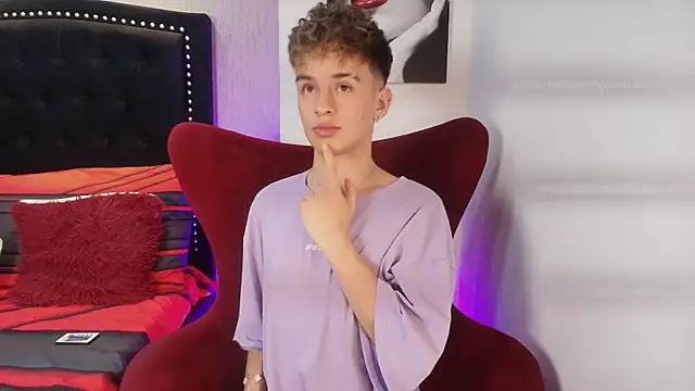 LiamWildx20 online show from September 2025 04:36:02 AM