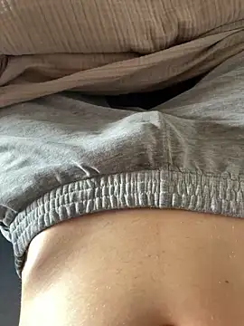 maxvlcn online show from March 2025 10:44:01 AM