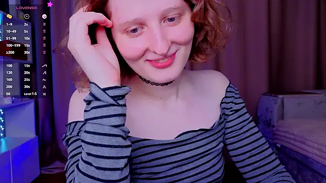 Snapshot of c0ralynx chatting on July 2026 07:02:01 AM c0ralynx online show from July 2026 07:02:01 AM