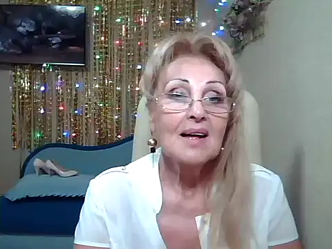 Margo Sweety online show from September 2025 04:18:02 PM