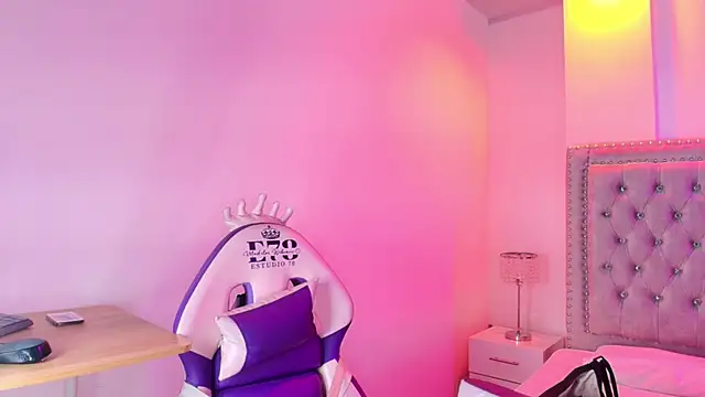 Lia adamsss online show from April 2026 04:04:02 AM