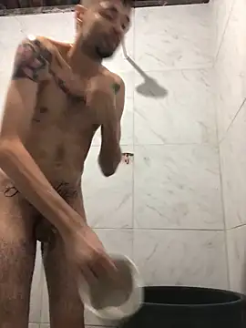 HenriquePhn online show from May 2026 08:28:01 PM