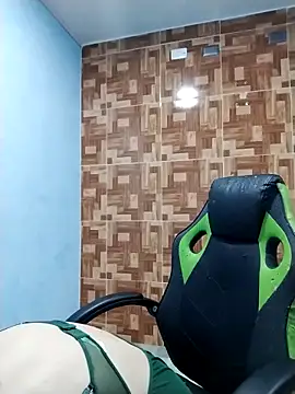 Snapshot of Mabbaldama chatting on October 2025 11:36:02 AM Mabbaldama online show from October 2025 11:36:02 AM