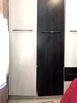 Snapshot of Elonelo chatting on September 2025 08:03:01 AM Elonelo online show from September 2025 08:03:01 AM