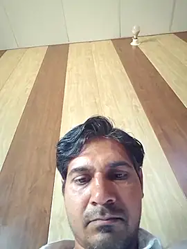 johnny8731 online show from May 2026 06:07:02 AM