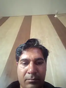 johnny8731 online show from May 2026 05:02:01 AM