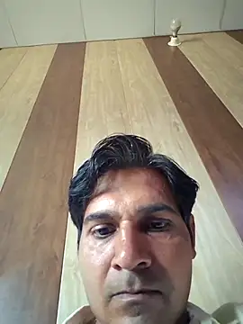 johnny8731 online show from May 2026 09:38:01 AM