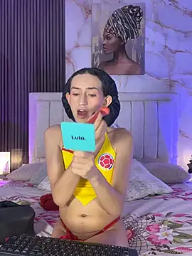 Snapshot of peachandtyron_ chatting on June 2026 03:28:01 AM peachandtyron online show from June 2026 03:28:01 AM