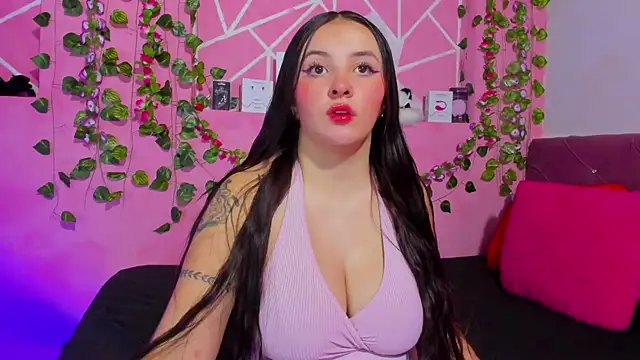  mia and mike  online show from March 2025 11:53:01 AM