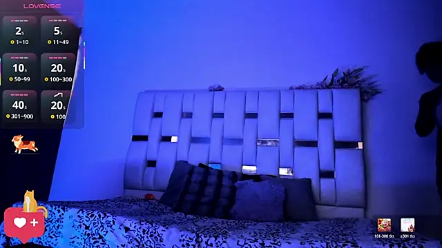 cherryboom23 online show from March 2026 07:32:02 PM