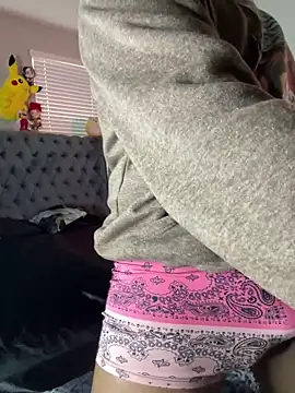 piscesaurora online show from March 2025 12:22:02 PM