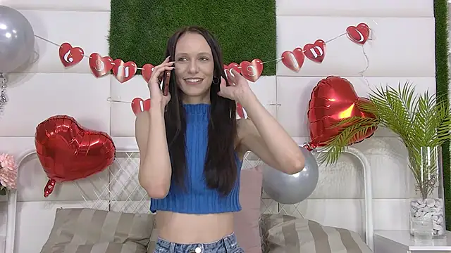 TaraHarris online show from February 2026 12:23:02 PM