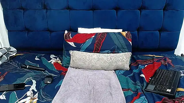 AriesCake online show from January 2026 04:22:01 PM