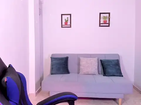 leoaddams22 online show from October 2025 10:32:02 PM