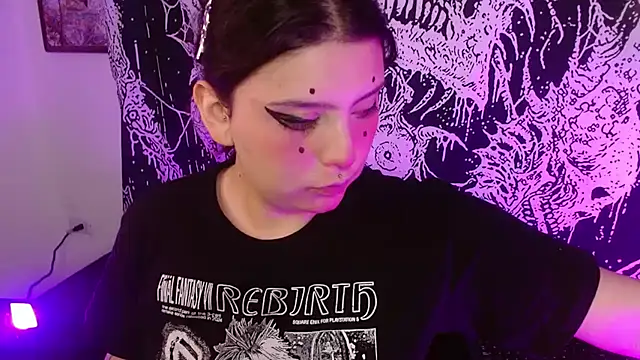 mikaskullcs online show from February 2026 08:07:02 PM