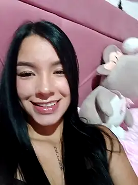 adrianagilton online show from October 2025 09:24:01 PM