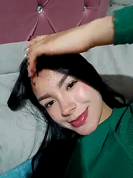 adrianagilton online show from October 2025 10:32:02 PM