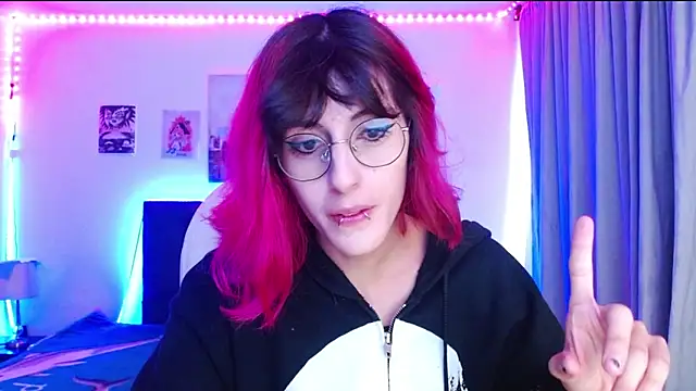 goth minerva online show from November 2025 01:23:01 PM