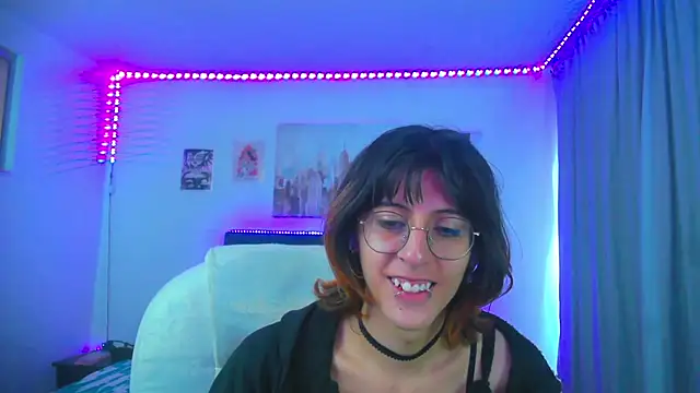 goth minerva online show from July 2026 01:37:01 PM