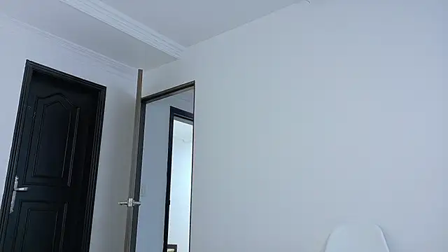 salomehills  online show from March 2025 12:17:01 PM