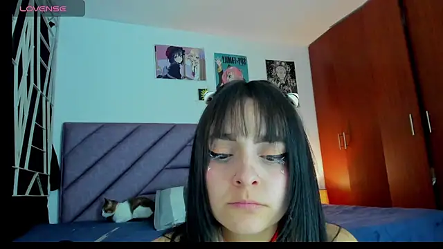 Snapshot of KARINNA__RAVEN chatting on May 2026 12:30:02 AM KARINNA RAVEN online show from May 2026 12:30:02 AM
