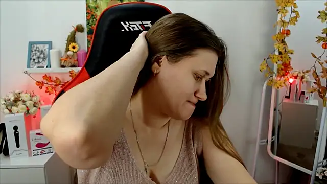 Lucky Lana online show from November 2025 02:10:01 AM