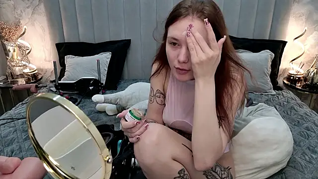 CarolineTenders online show from February 2026 01:32:01 AM