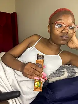 YummyMelanin117 online show from September 2025 10:25:02 PM