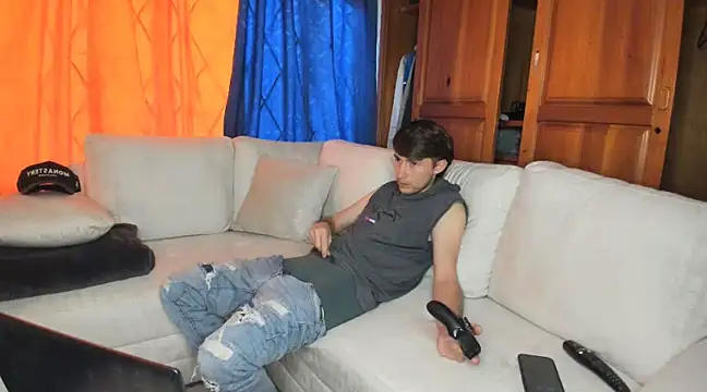 laurent 01 online show from March 2025 03:20:01 PM