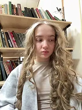 bambi lu online show from February 2026 08:07:02 PM