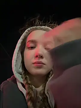 bambi lu online show from March 2026 06:02:02 PM