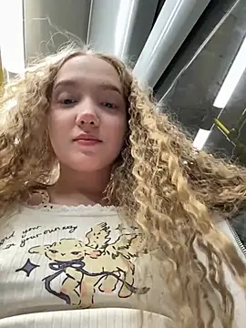 bambi lu online show from March 2026 06:55:01 PM