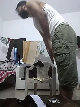 UAjit online show from September 2025 01:05:02 AM