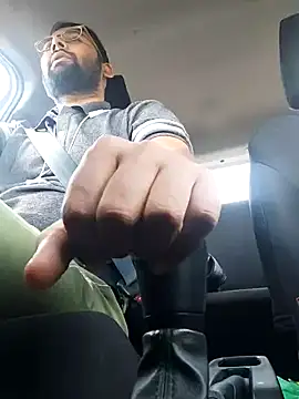 UAjit online show from October 2025 08:44:01 AM