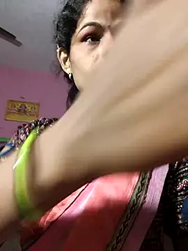 Eshna Dabral online show from September 2025 12:44:02 AM