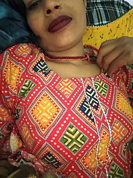 Eshna Dabral online show from November 2025 03:56:02 PM