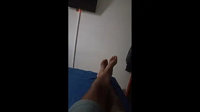 Snapshot of Bigmaumau54 chatting on September 2025 08:33:02 PM Bigmaumau54 online show from September 2025 08:33:02 PM