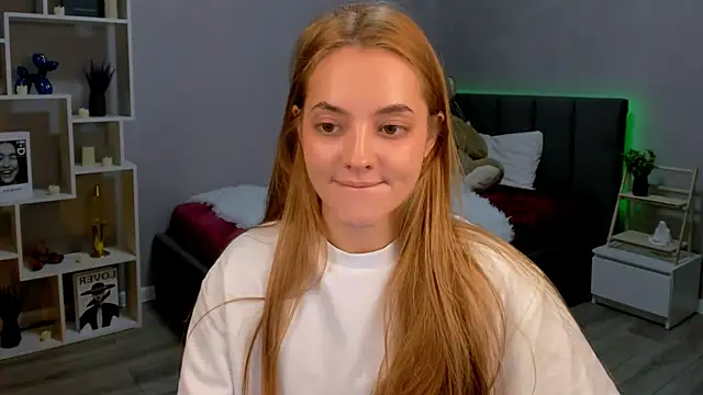 MelanieAlves online show from November 2025 06:41:02 PM