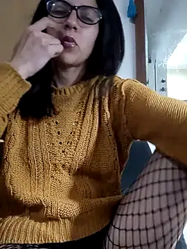 Snapshot of Camilitah chatting on November 2025 02:49:02 PM Camilitah online show from November 2025 02:49:02 PM