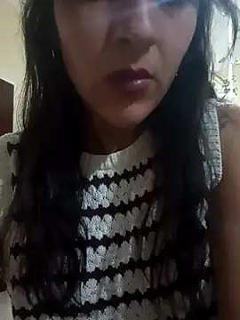 Snapshot of Camilitah chatting on April 2026 05:32:02 PM Camilitah online show from April 2026 05:32:02 PM