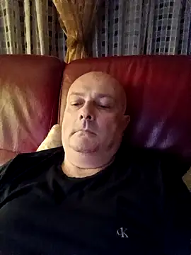 Snapshot of Alexis_Bull chatting on May 2026 11:10:02 PM Alexis Bull online show from May 2026 11:10:02 PM