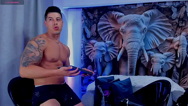 Snapshot of Lukas_Green chatting on September 2025 08:05:02 AM Lukas Green online show from September 2025 08:05:02 AM