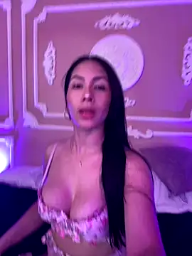 Snapshot of ArianaReynoldss chatting on September 2025 07:39:02 PM ArianaReynoldss online show from September 2025 07:39:02 PM
