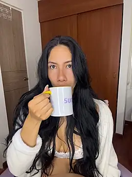 ArianaReynoldss online show from March 2026 10:21:01 AM