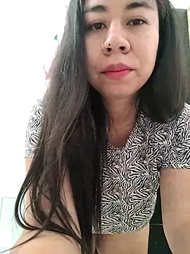 Yuli Mars online show from November 2025 04:23:01 PM