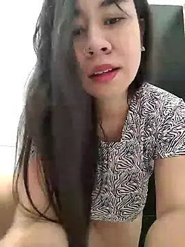 Yuli Mars online show from November 2025 04:31:02 PM