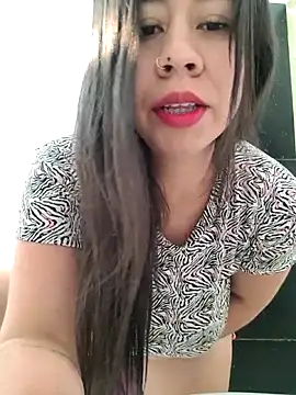 Snapshot of Yuli_Mars chatting on January 2026 08:51:02 PM Yuli Mars online show from January 2026 08:51:02 PM