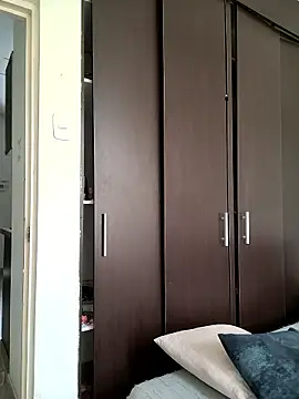 Snapshot of Yuli_Mars chatting on March 2026 02:27:01 PM Yuli Mars online show from March 2026 02:27:01 PM